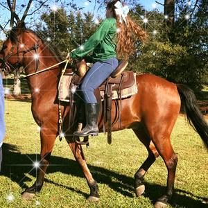 Meet your Posher, Abby